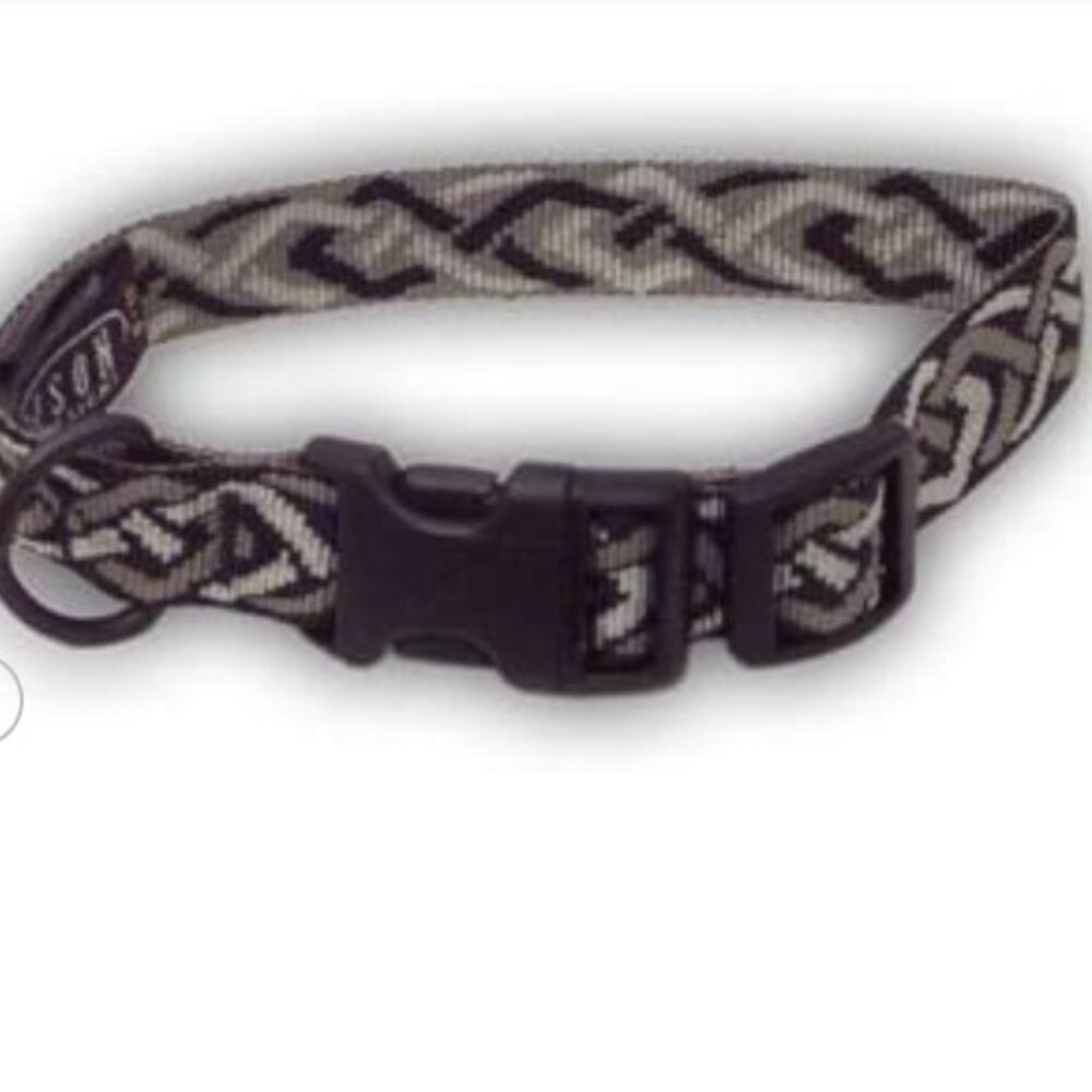Dog Collar: NWT Black Thorn Adjustable, Medium